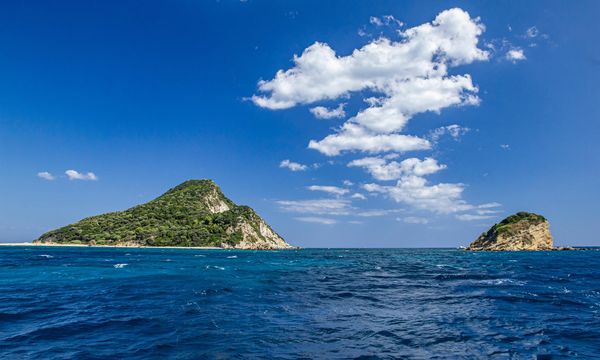 Mediterraneo a 33 gradi: le temperature record alimentano il rischio Medicane in autunno