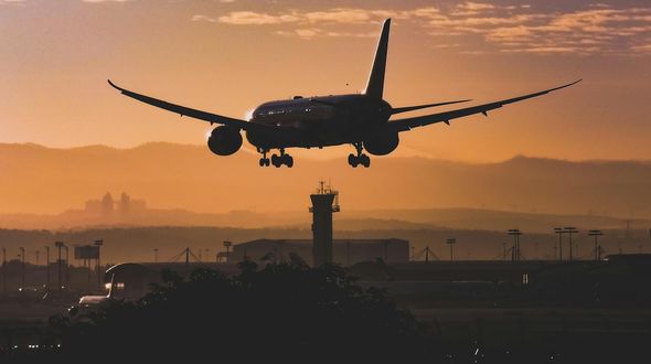 Iris, la tecnologia satellitare per il traffico aereo europeo: meno emissioni, più puntualità