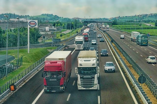 Gas Serra Trasporti Pixabay