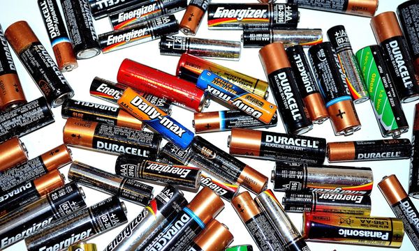 Batterie esauste, in Italia quasi 9 milioni di kg raccolti nel 2025
