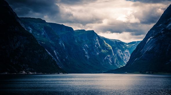 La Norvegia sospende l’estrazione mineraria nei fondali artici: una vittoria per oceani e clima