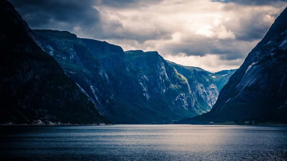 La Norvegia sospende l’estrazione mineraria nei fondali artici: una vittoria per oceani e clima