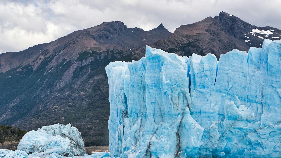 Il mondo entra nel “picco di estinzione” dei ghiacciai: fino a 4mila persi ogni anno