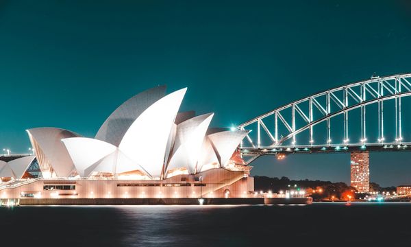 Australia, il surplus di rinnovabili si trasforma in tre ore di elettricità gratuita al giorno