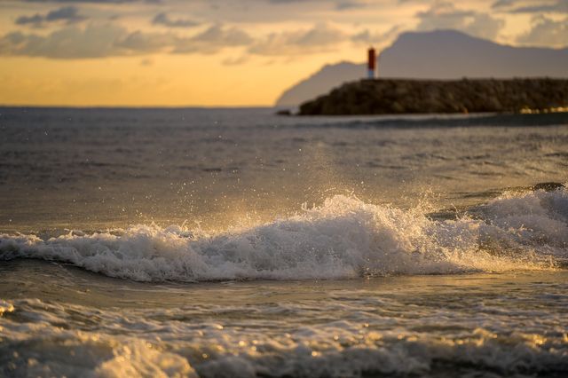 Mediterraneo a 33 gradi: le temperature record alimentano il rischio Medicane in autunno