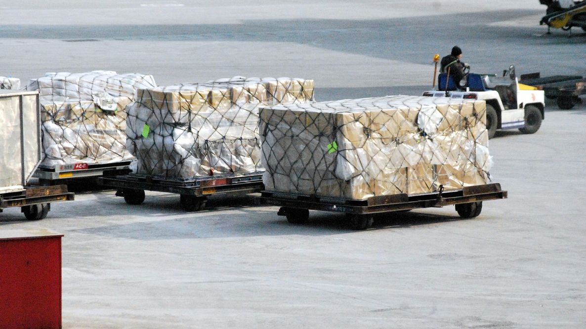 Dal 1° luglio dazio UE da 3 euro sui piccoli pacchi extra-europei. In Italia si rischia di arrivare a 5 euro